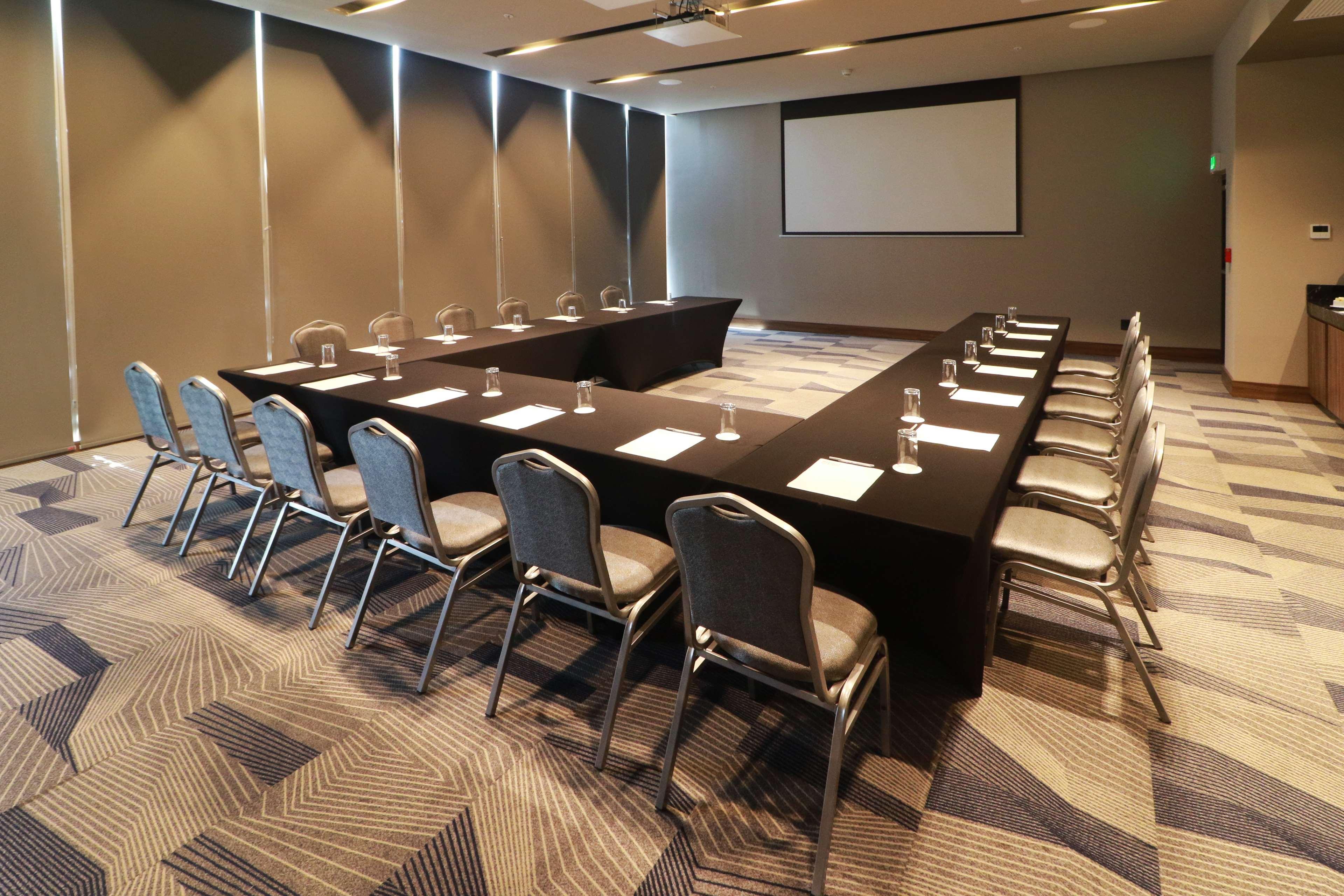 Hilton Garden Inn Monterrey Obispado Kültér fotó
