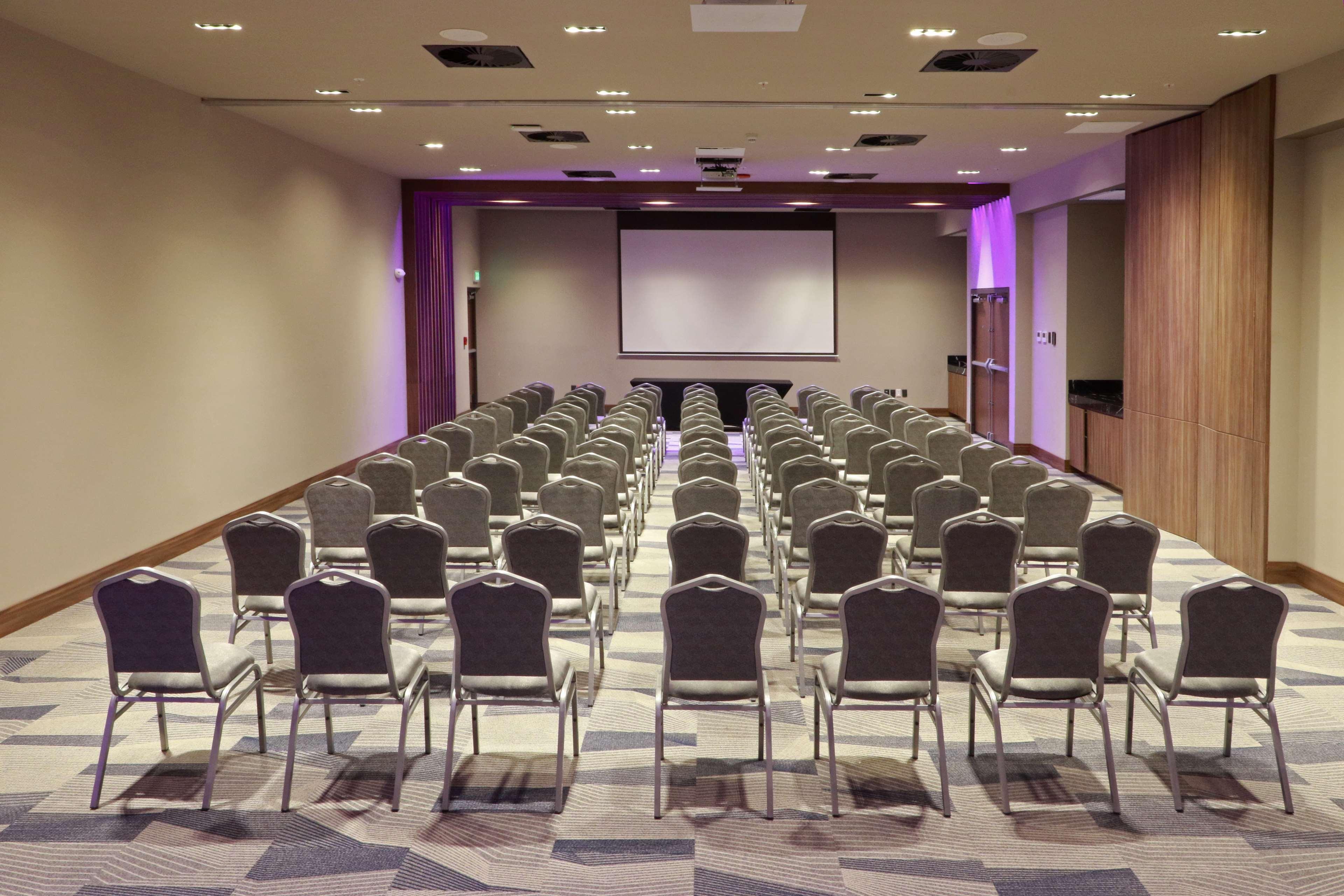 Hilton Garden Inn Monterrey Obispado Kültér fotó