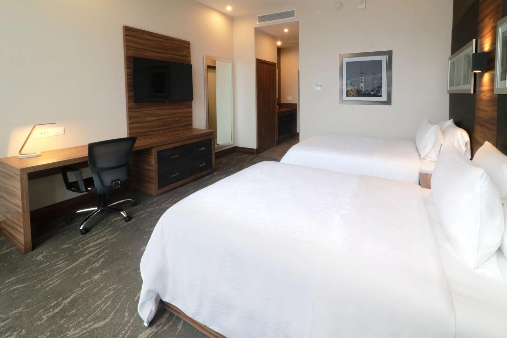 Hilton Garden Inn Monterrey Obispado Kültér fotó