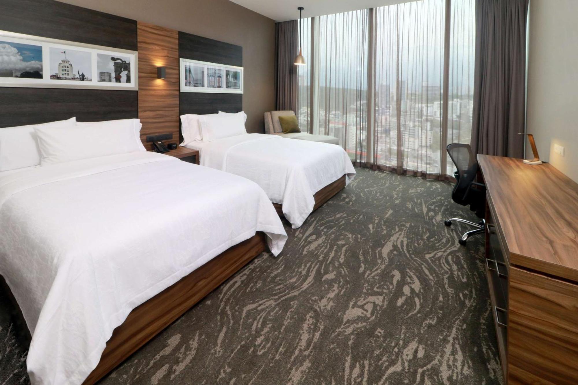 Hilton Garden Inn Monterrey Obispado Kültér fotó