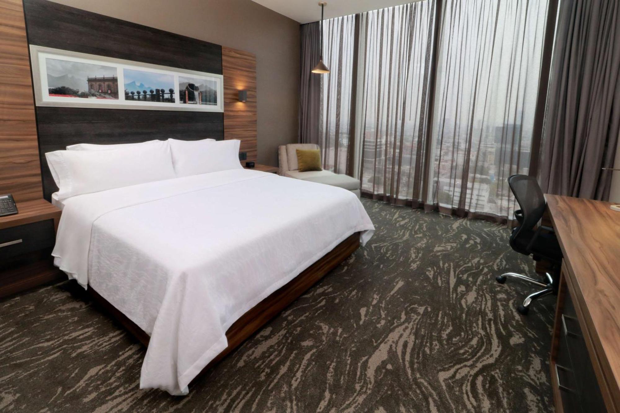 Hilton Garden Inn Monterrey Obispado Kültér fotó